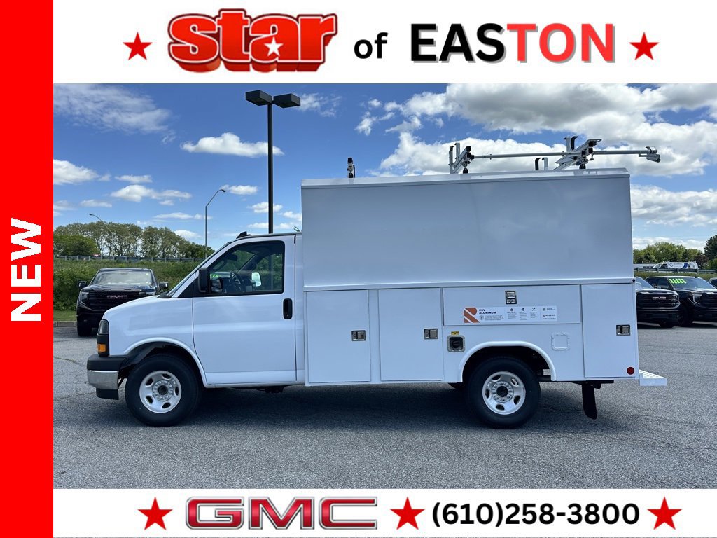 New 2025 GMC Savana 3500 w/ Power Convenience Package image 5