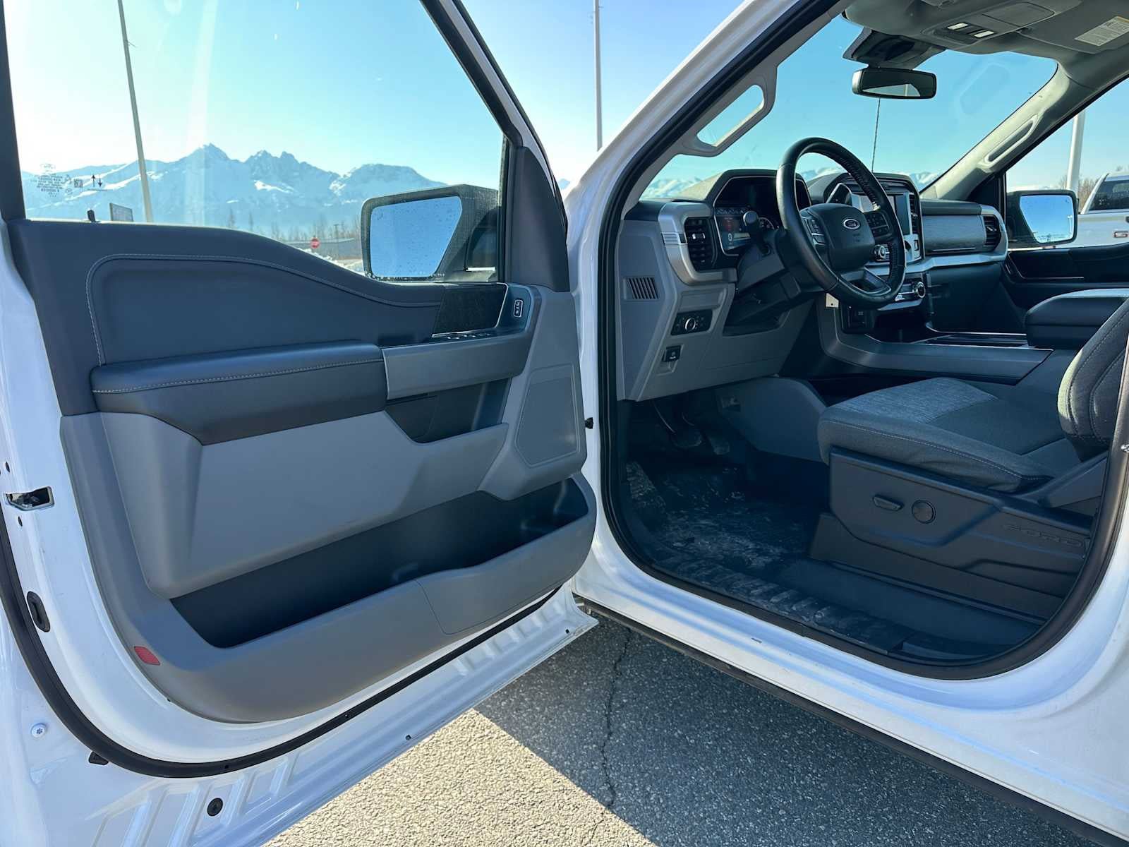 Used 2022 Ford F150 XLT w/ Equipment Group 301A Mid AWD/4WD image 19