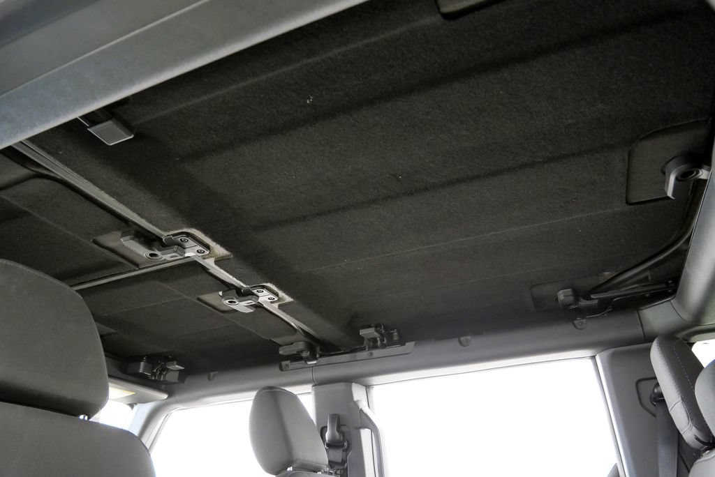 Used 2023 Ford Bronco Wildtrak AWD/4WD image 35