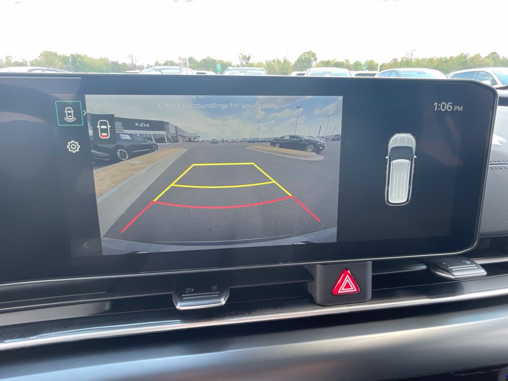New 2027 Kia Carnival FWD image 17