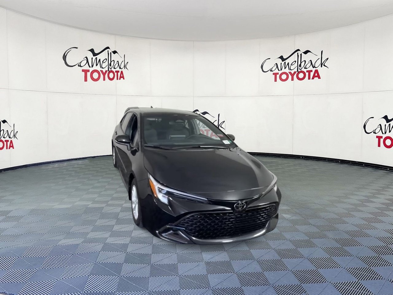 Used 2026 Toyota Corolla SE FWD image 6