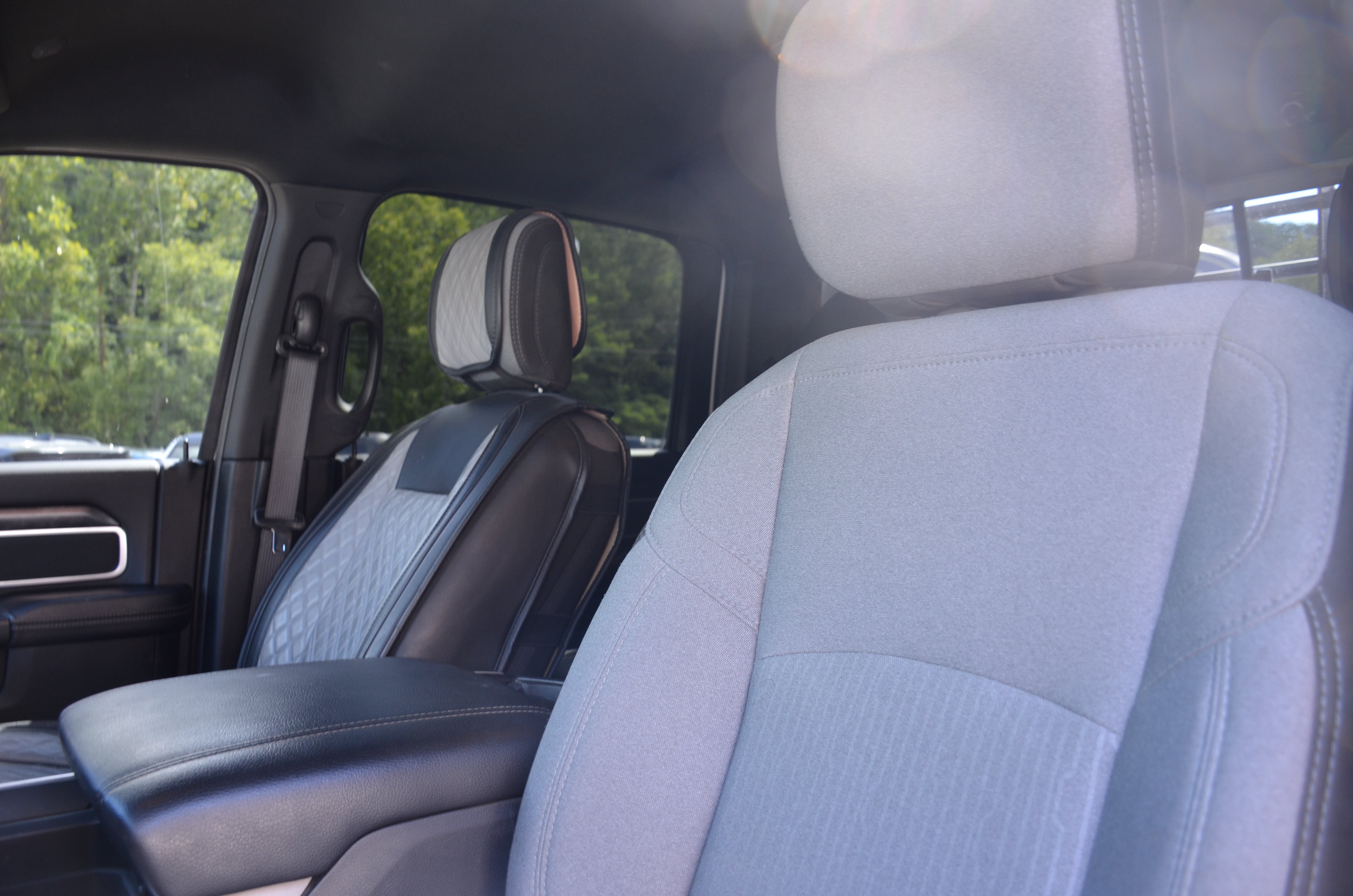 Used 2024 RAM 4500 SLT w/ Quick Order Package 2YG SLT AWD/4WD image 32