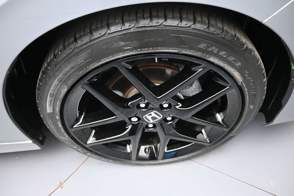 Used 2023 Honda Civic Sport image 12