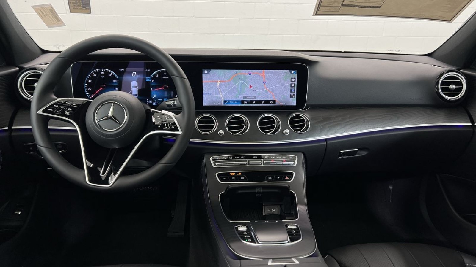 New 2023 Mercedes-Benz E 450 4MATIC Sedan image 30