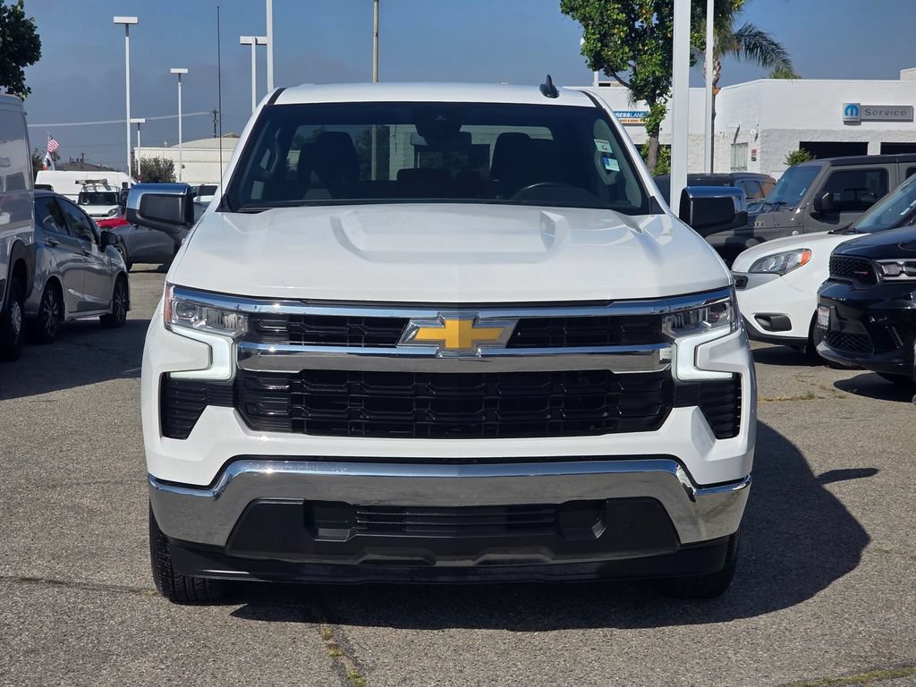 Used 2025 Chevrolet Silverado 1500 LT RWD image 2