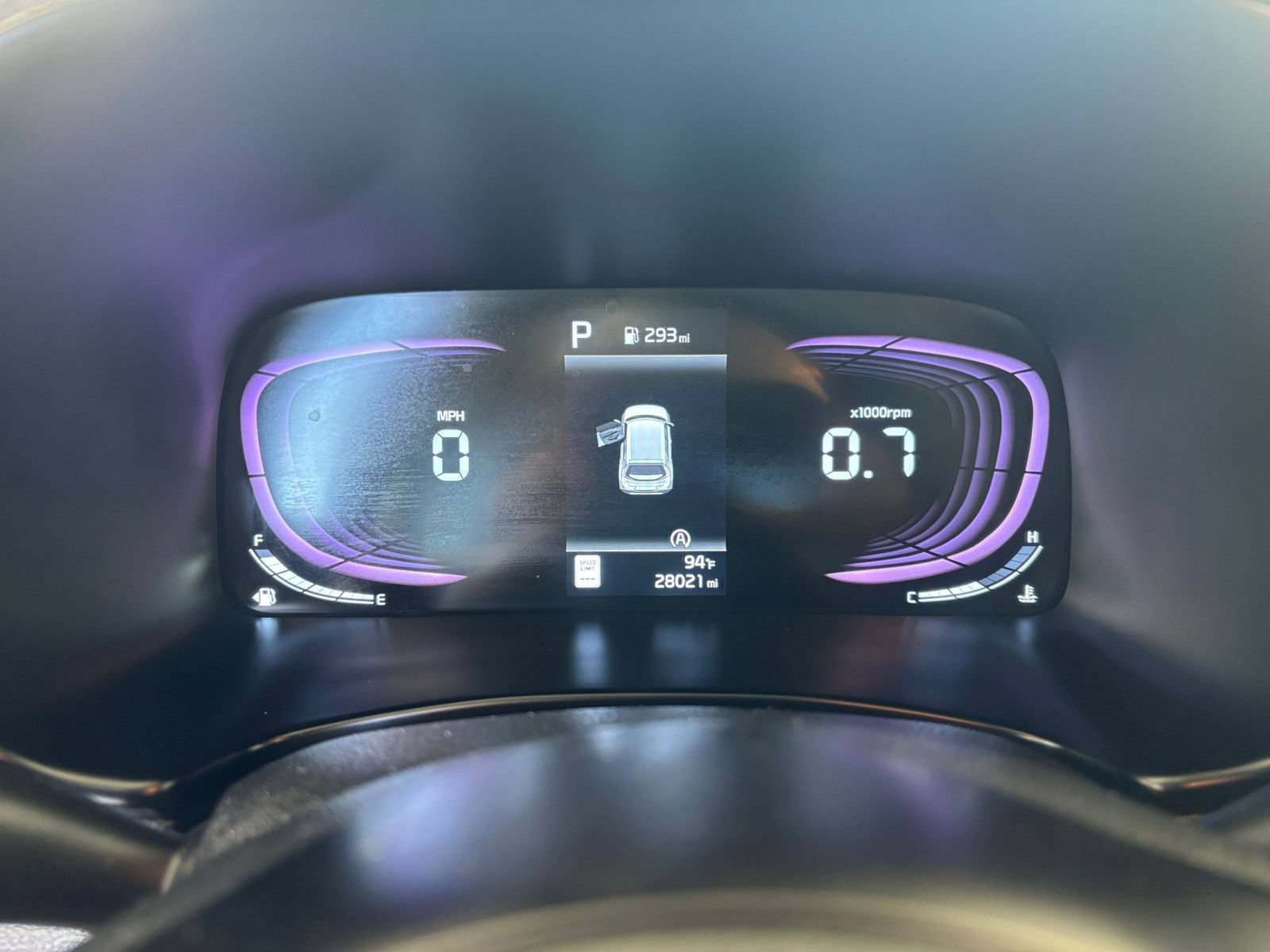 Used 2025 Kia Soul LX w/ LX Technology Package FWD image 37