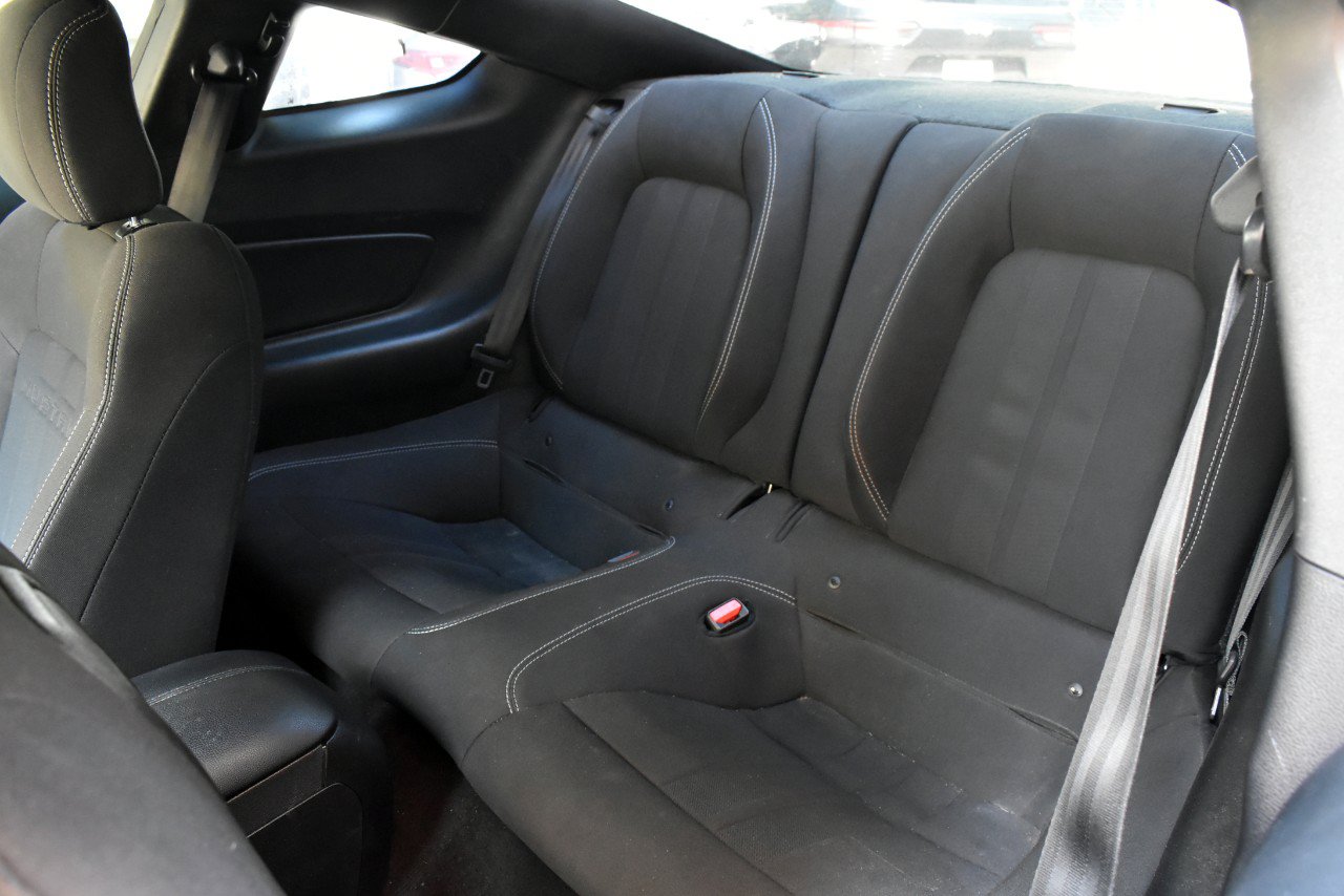 Used 2022 Ford Mustang Coupe RWD image 14