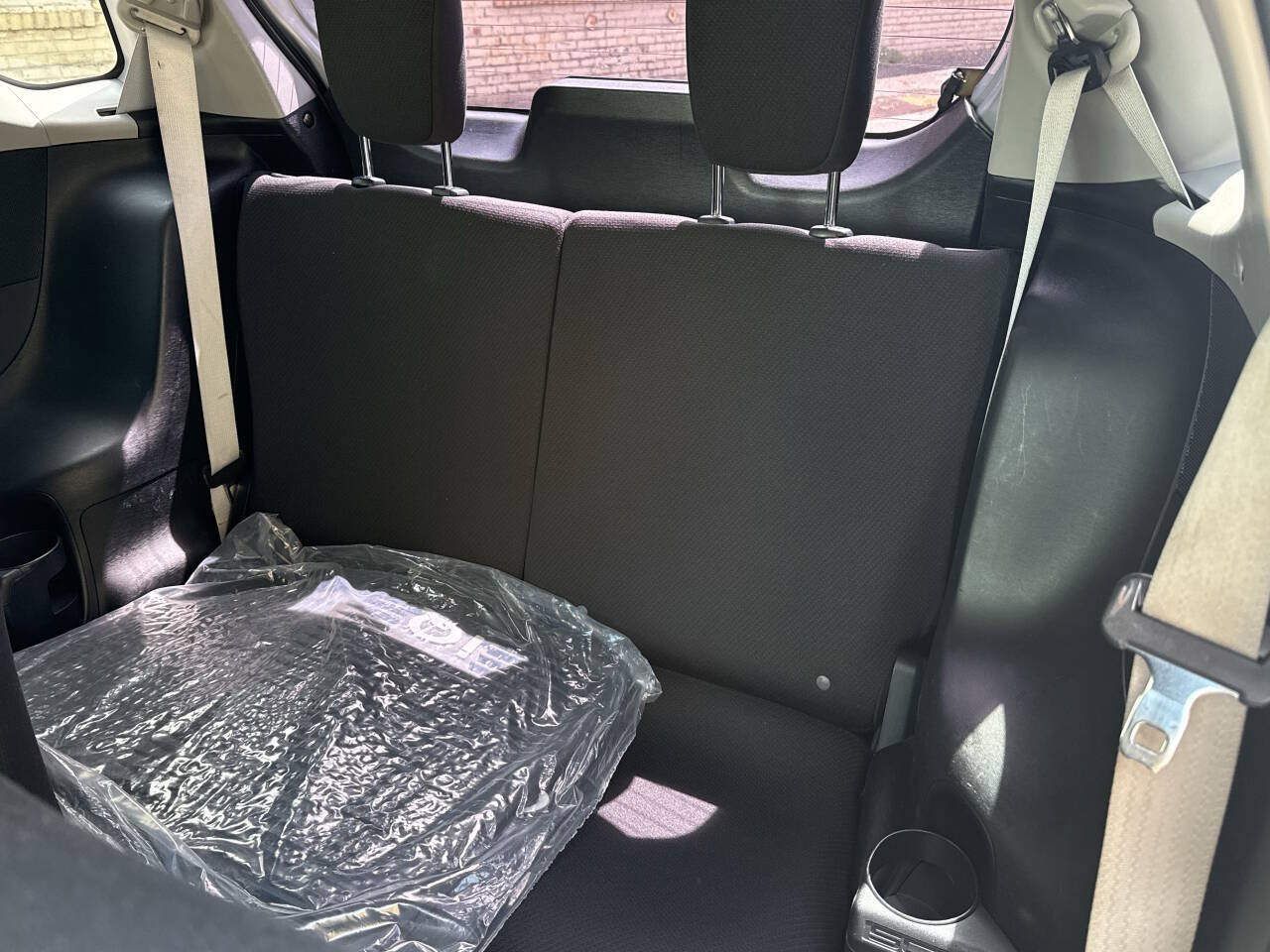 Used 2014 Scion iQ 10 Series FWD image 21