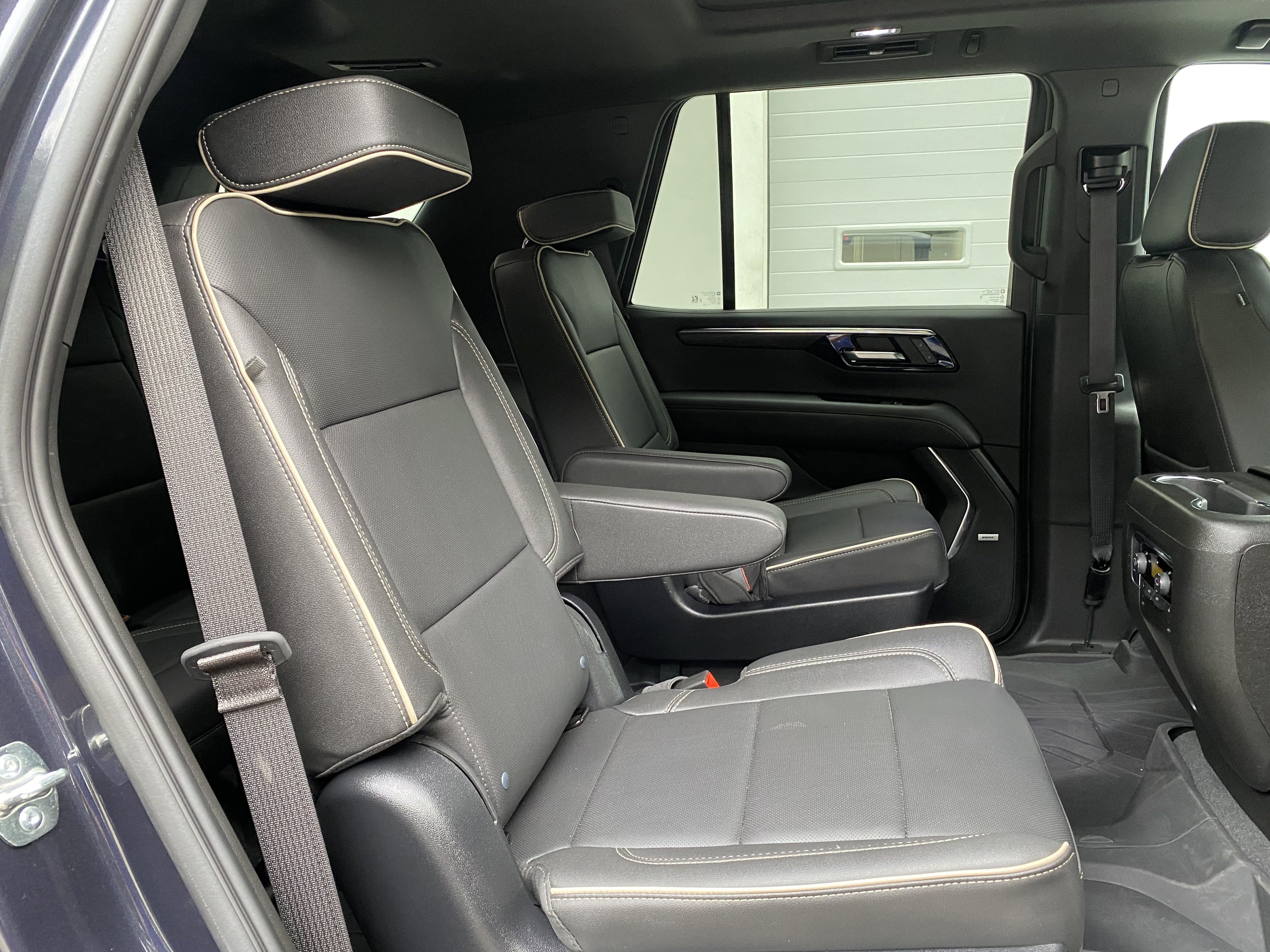 Used 2025 Chevrolet Tahoe Premier w/ Sun And Tow Package AWD/4WD image 37