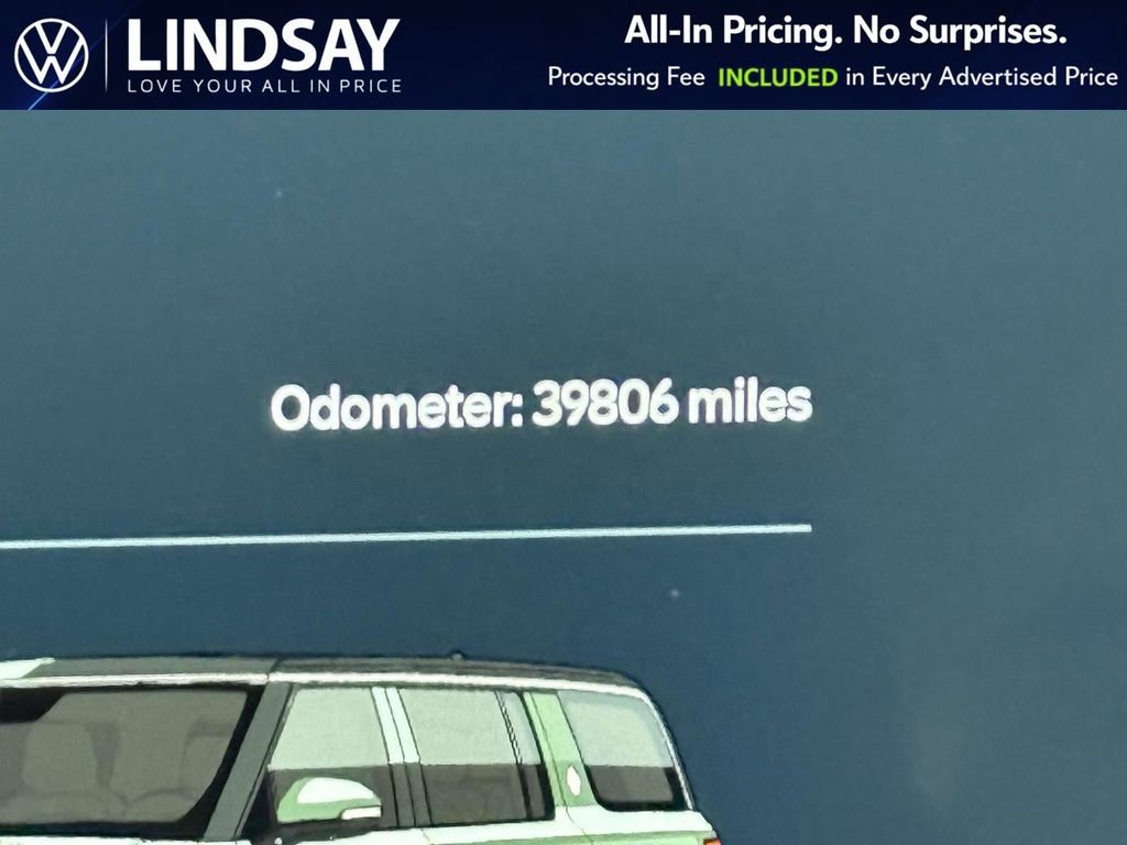Used 2023 Rivian R1S Adventure image 25
