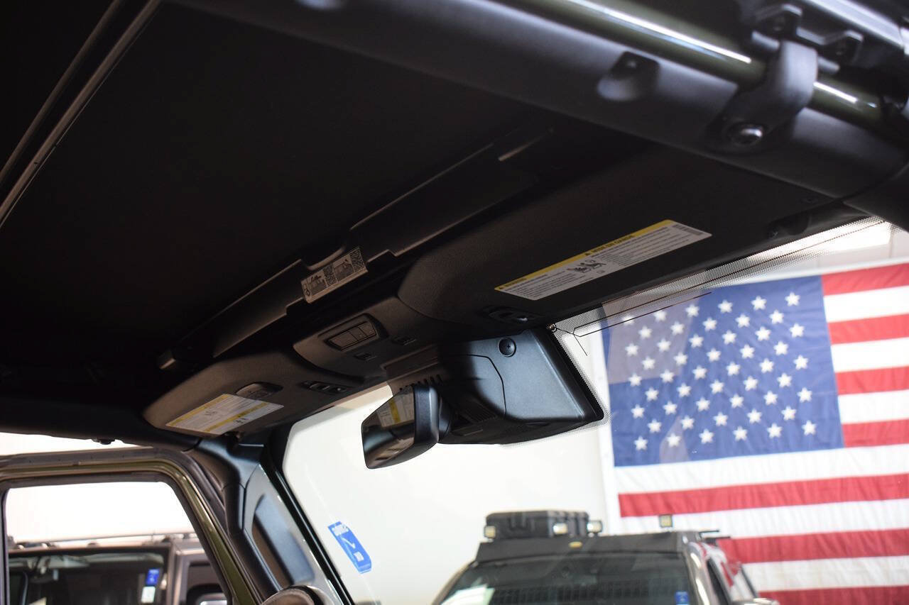 Used 2022 Jeep Wrangler Unlimited Rubicon 4xe w/ Cold Weather Group AWD/4WD image 27