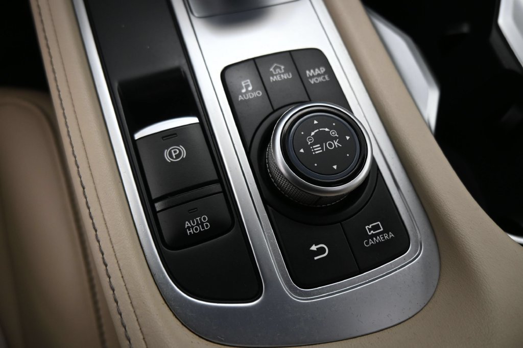 Used 2023 INFINITI QX60 Luxe w/ Performance Audio Package FWD image 17
