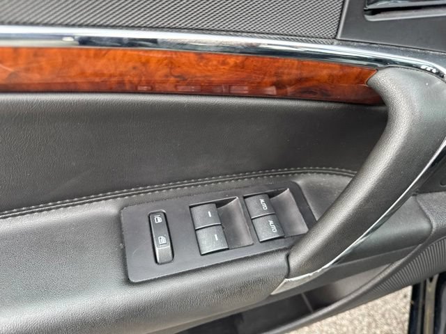 Used 2011 Lincoln MKZ FWD image 13