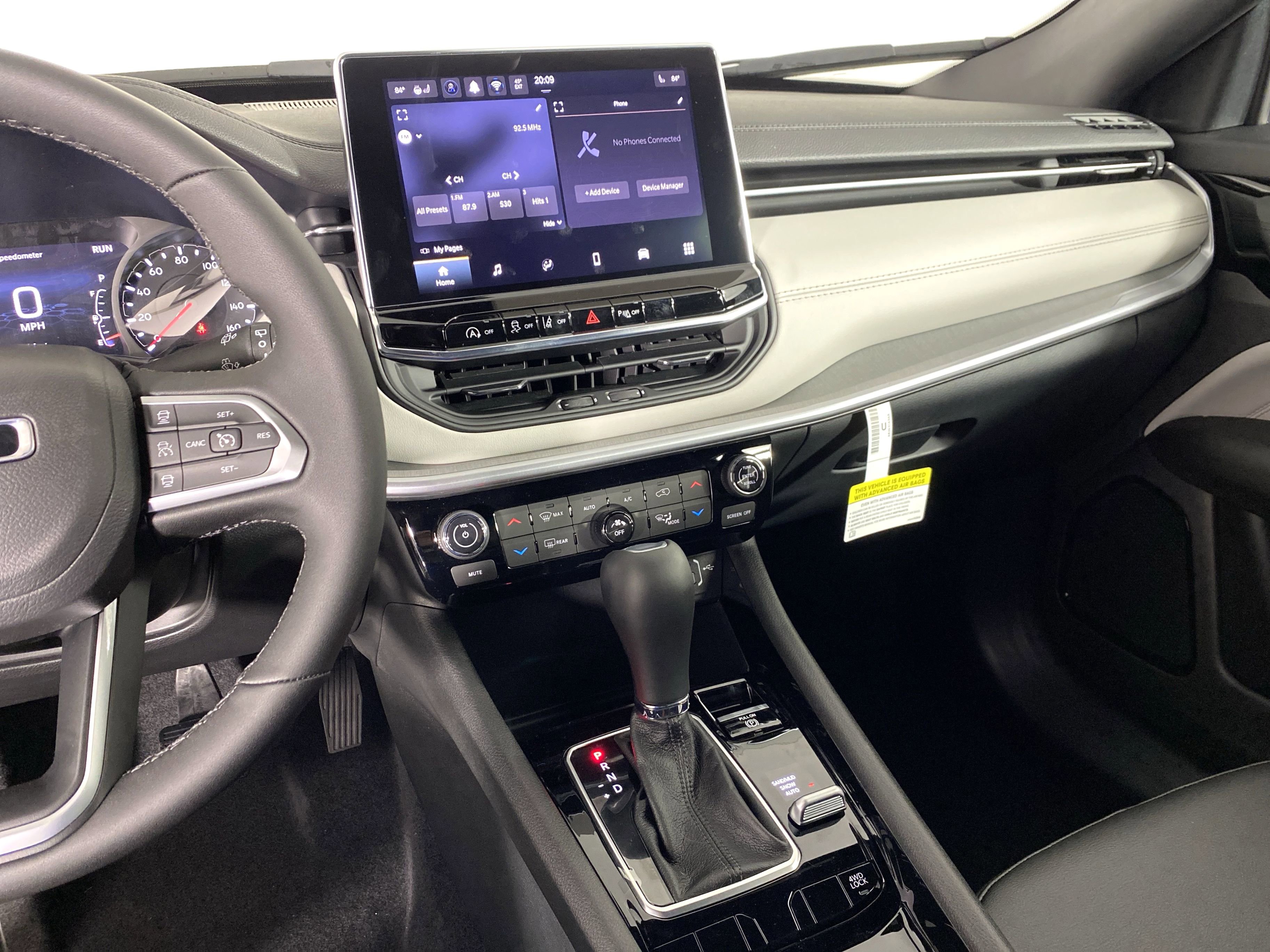 New 2026 Jeep Compass Limited image 25