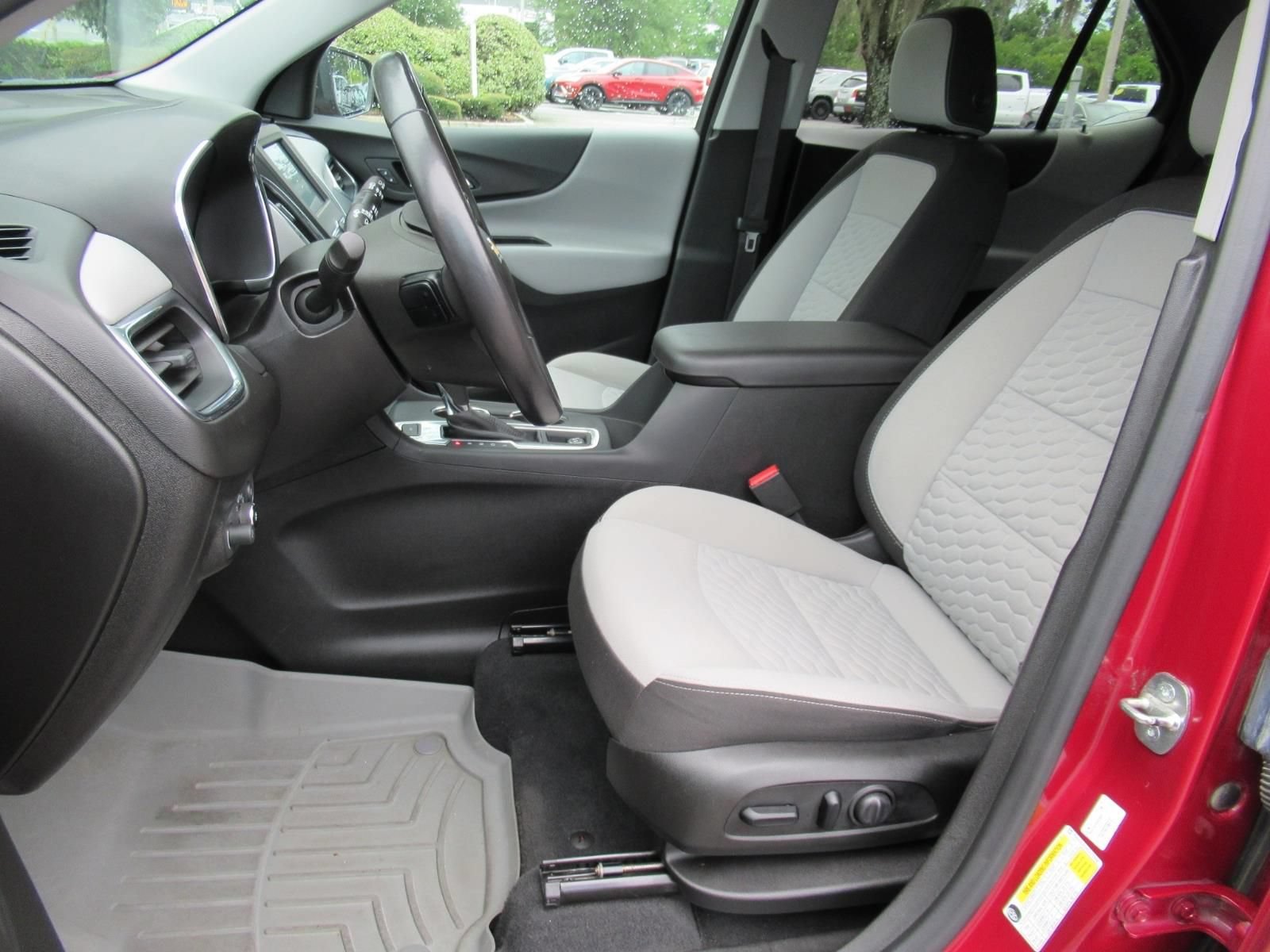 Used 2020 Chevrolet Equinox LT AWD/4WD image 19