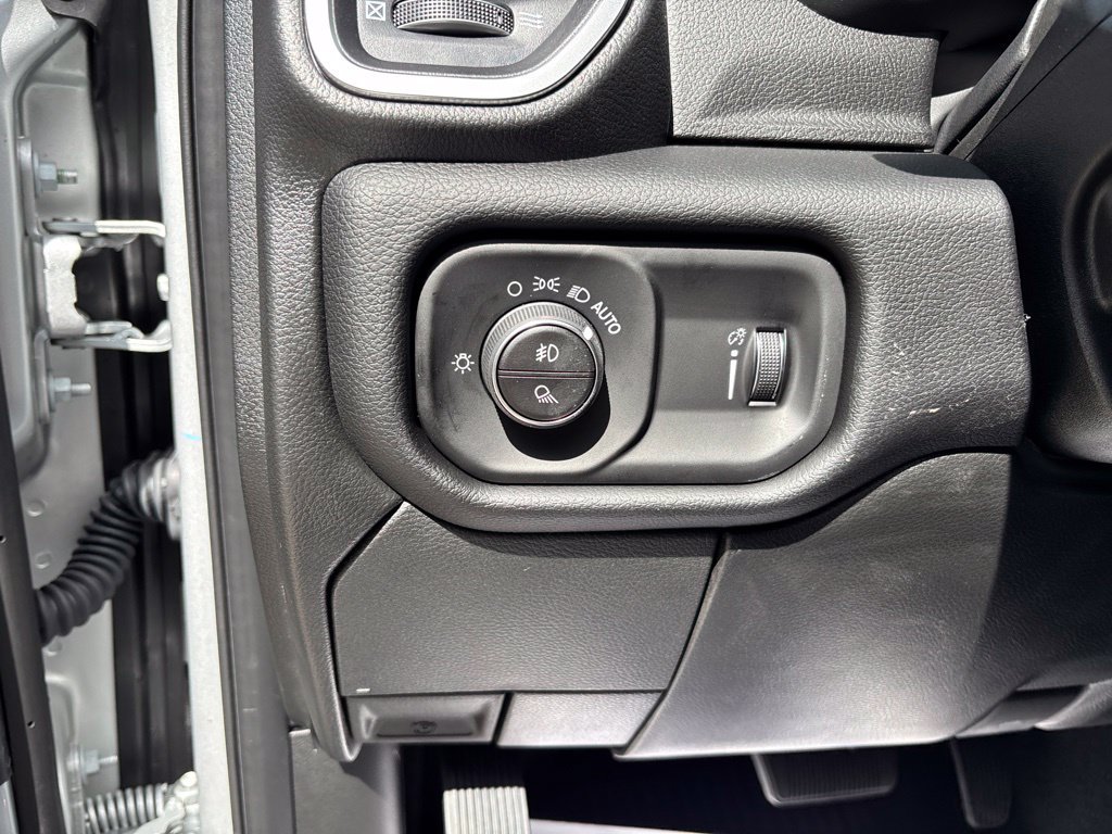 New 2027 RAM 2500 Big Horn AWD/4WD image 38