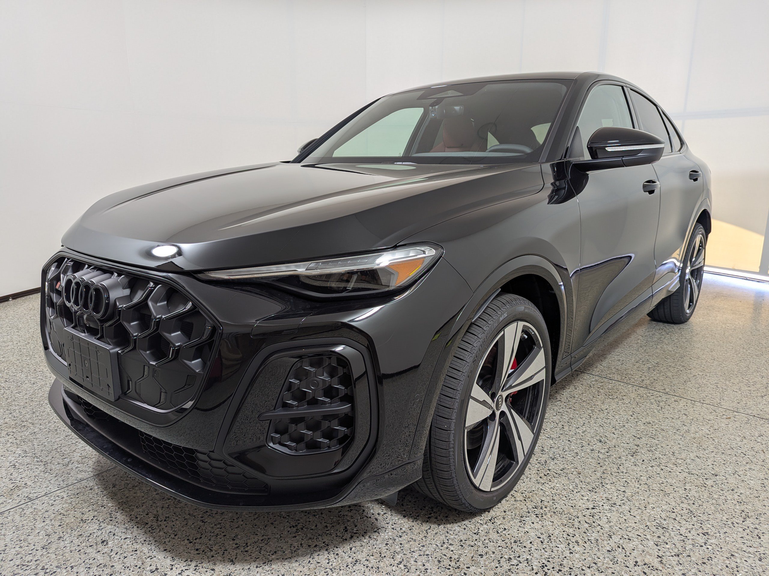 New 2026 Audi SQ5 Premium Plus AWD/4WD image 3