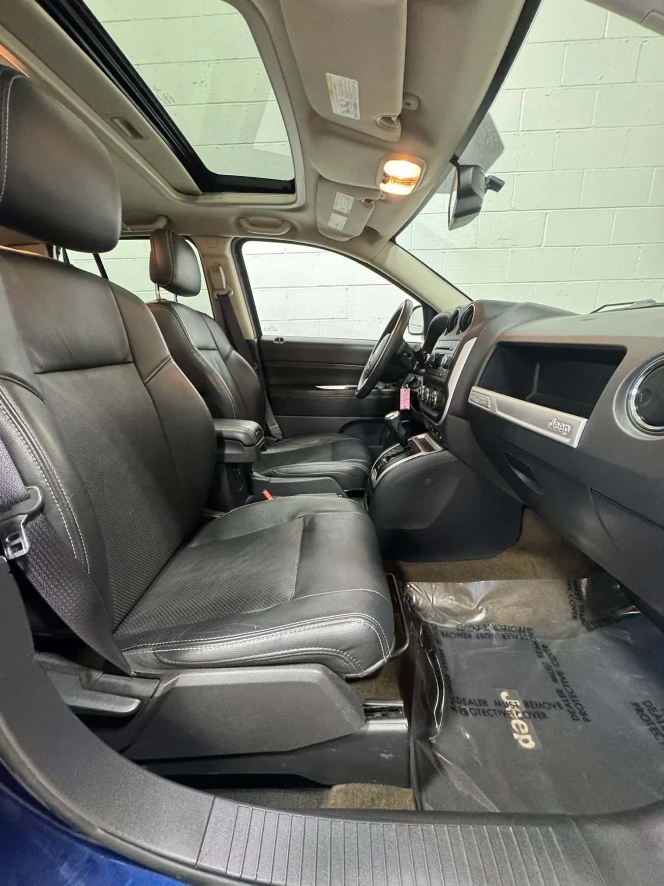 Used 2017 Jeep Compass High Altitude FWD image 22