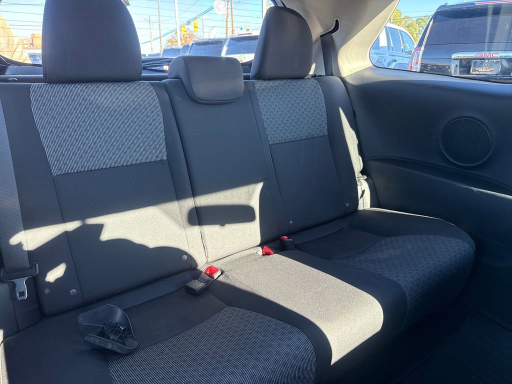 Used 2016 Toyota Yaris LE image 20