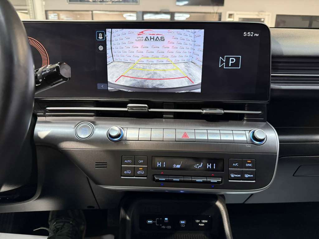 Used 2025 Hyundai Kona SEL image 17