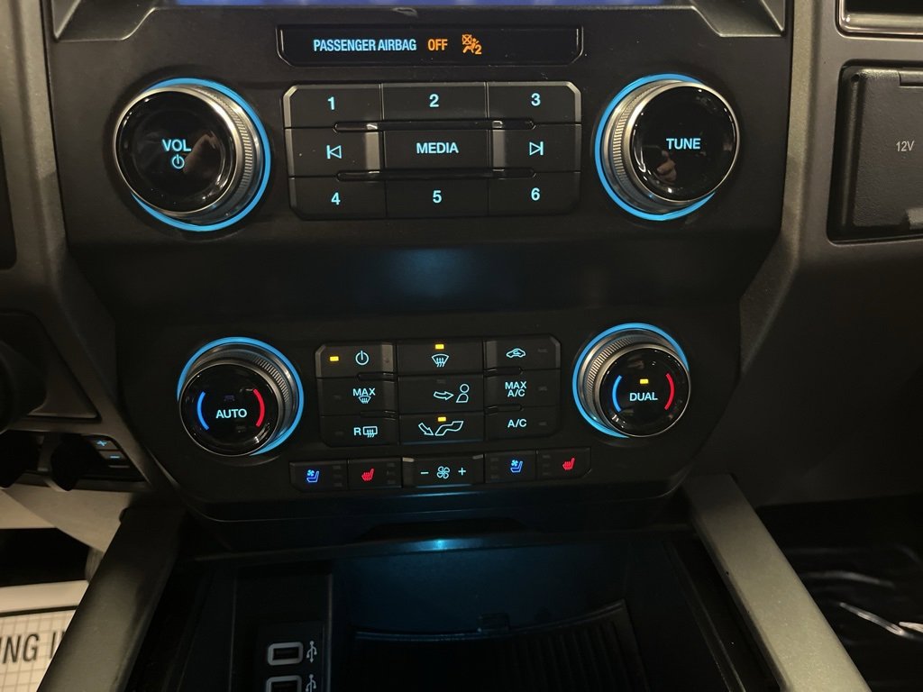 Used 2020 Ford F150 Raptor w/ Equipment Group 802A Luxury image 30