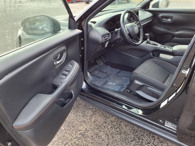 Used 2025 Honda HR-V Sport image 45