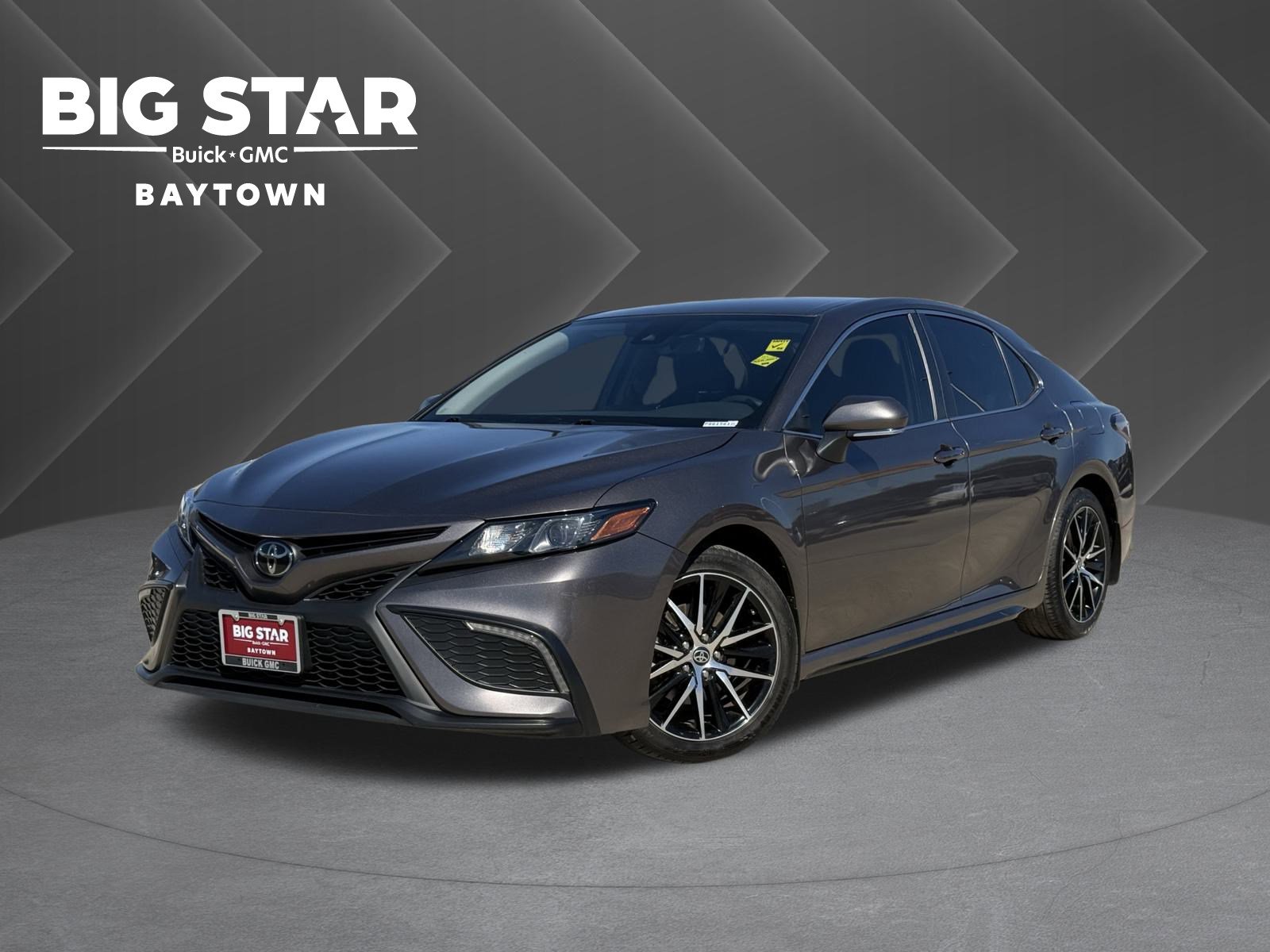 Used 2024 Toyota Camry SE video 1