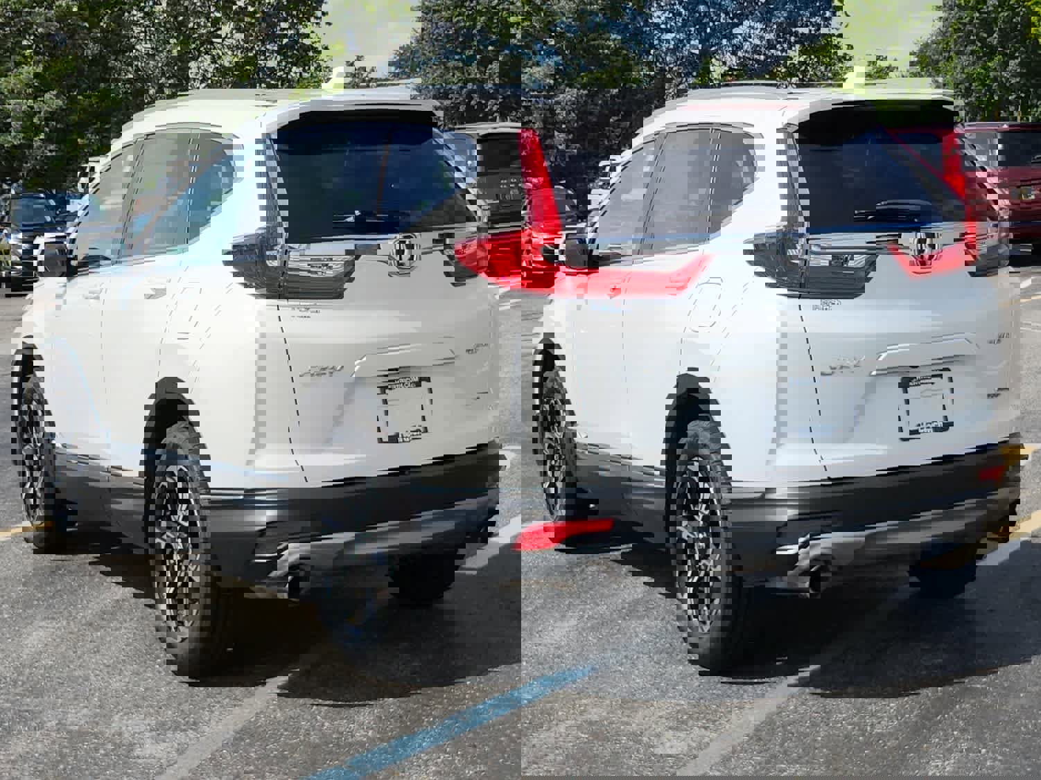 Used 2019 Honda CR-V Touring image 4