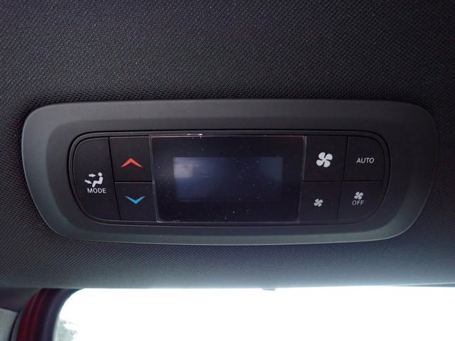 New 2026 Chrysler Pacifica Select image 15