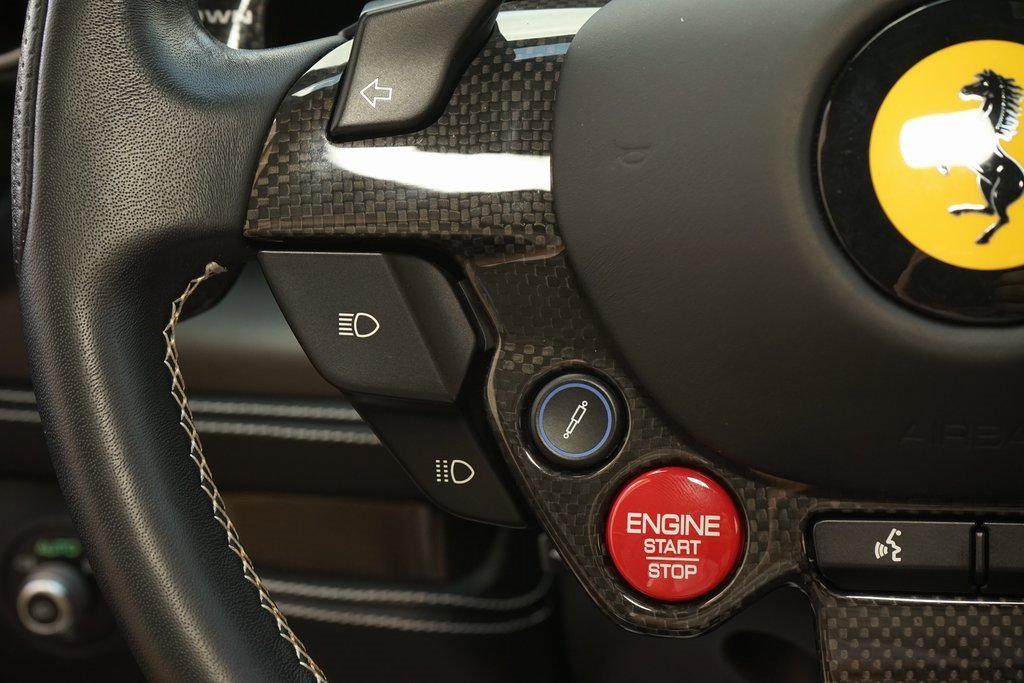 Used 2022 Ferrari F8 Tributo image 14