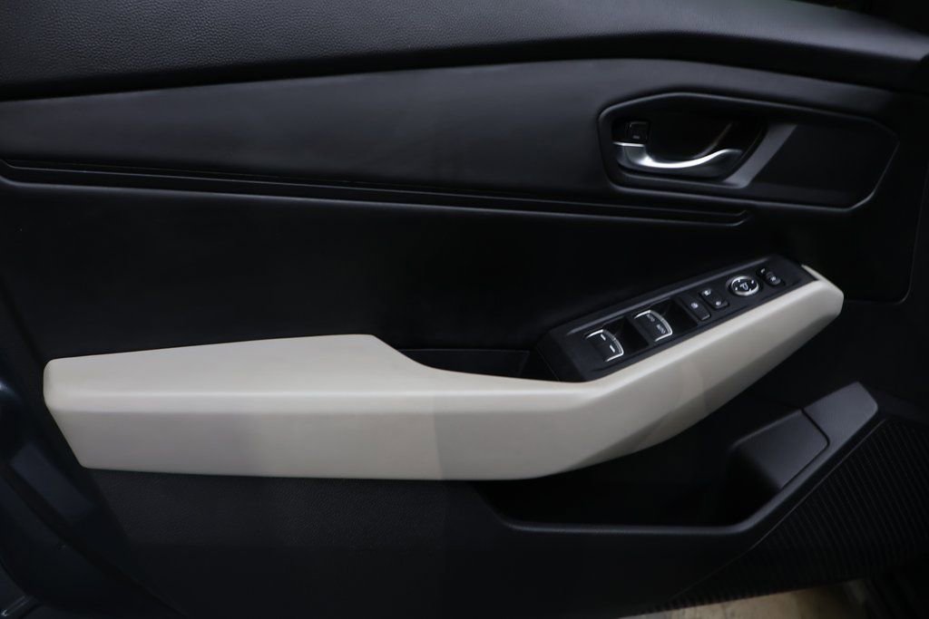 Used 2024 Honda Accord EX image 16