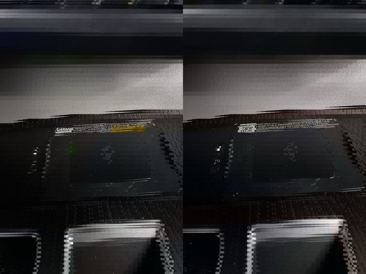 Used 2021 Toyota Sienna LE w/ LE Plus Package image 24