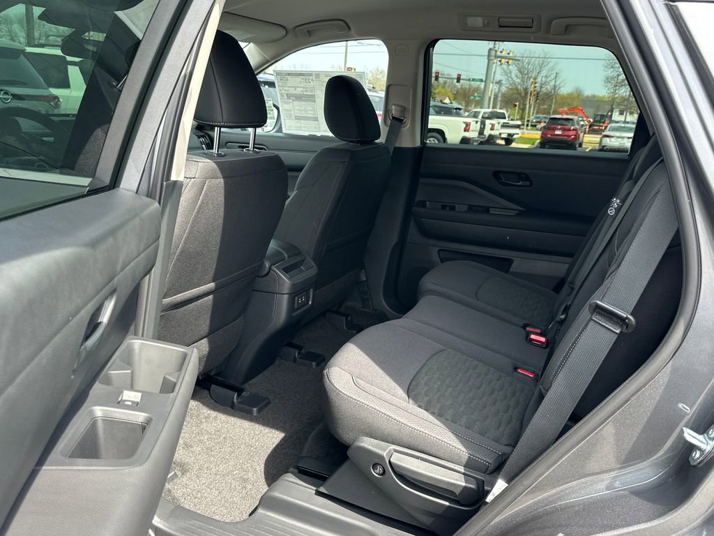New 2026 Nissan Pathfinder SV w/ Cargo Package AWD/4WD image 13