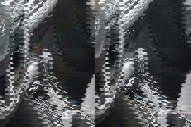 Certified 2024 Toyota Corolla SE image 25