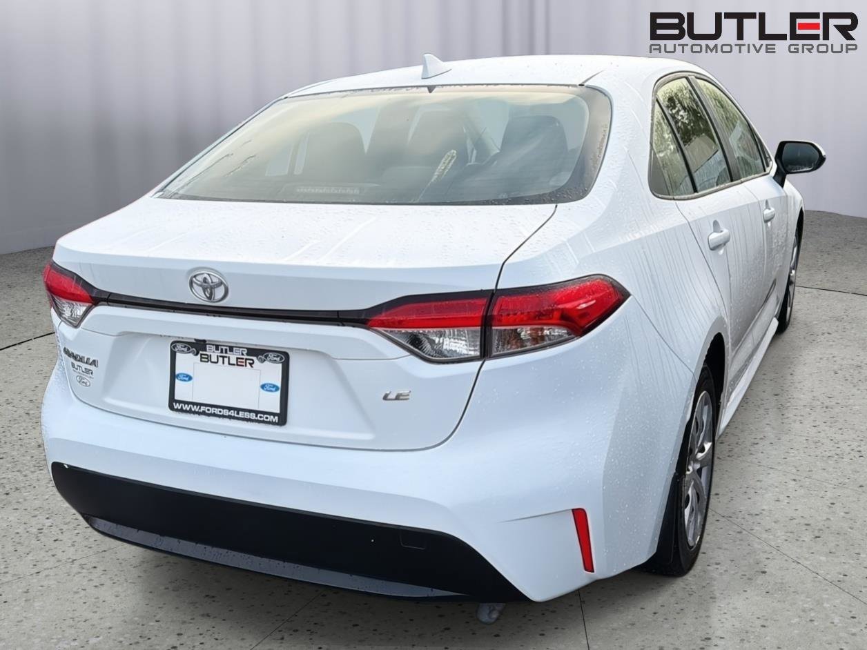Used 2022 Toyota Corolla LE FWD image 8