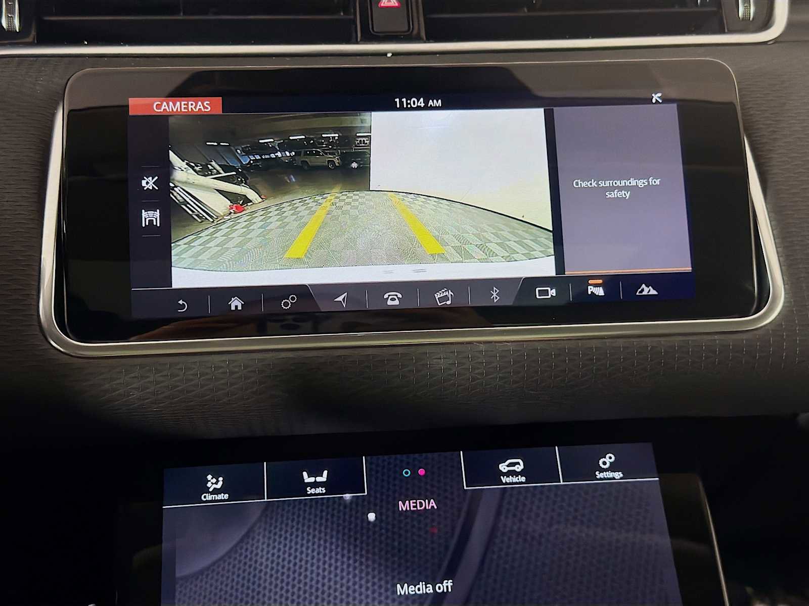 Used 2020 Land Rover Range Rover Evoque S image 16