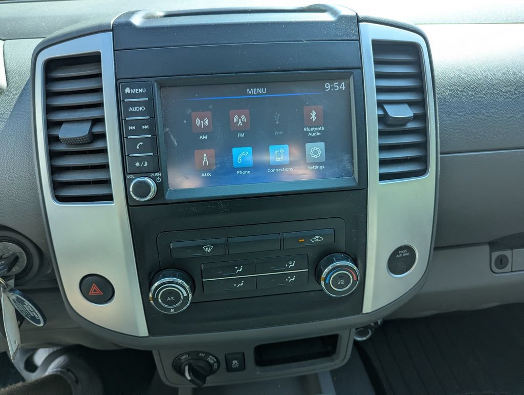 Used 2019 Nissan Frontier SV AWD/4WD image 11