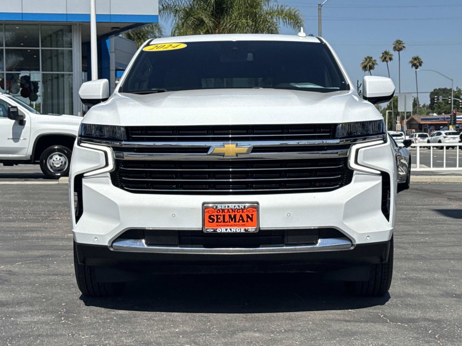 Used 2024 Chevrolet Tahoe LT RWD image 2