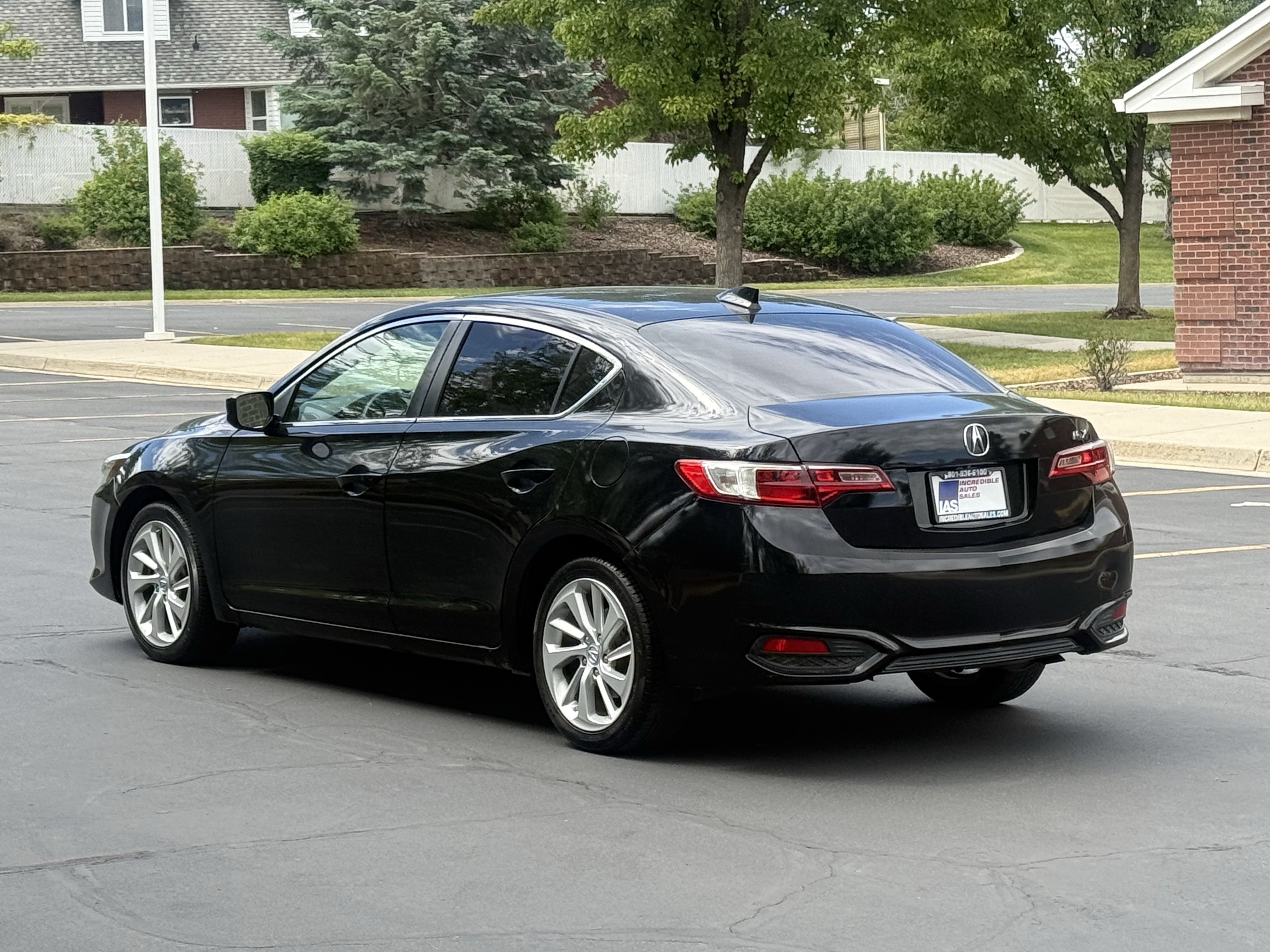 Used 2017 Acura ILX FWD image 6