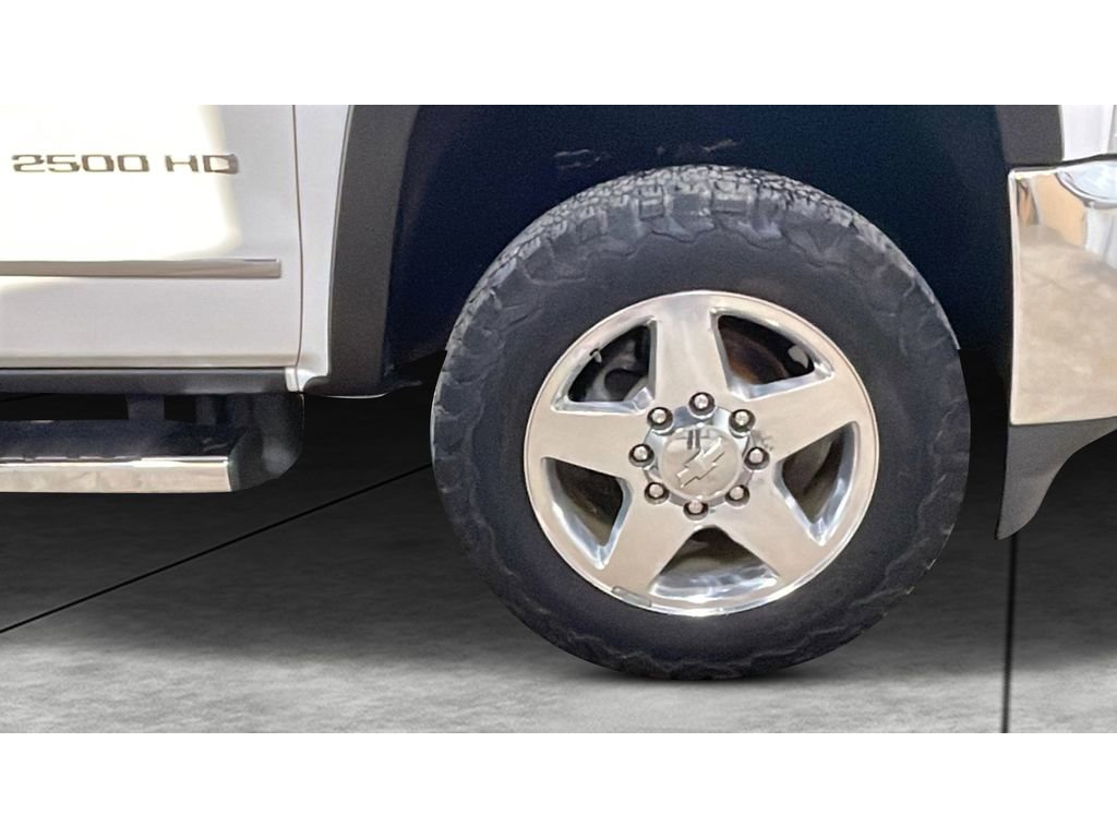 Used 2015 Chevrolet Silverado 2500 LTZ w/ Duramax Plus Package AWD/4WD image 20
