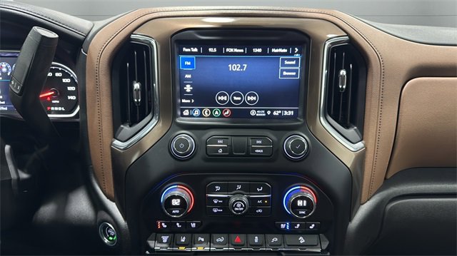 Used 2022 Chevrolet Silverado 3500 High Country w/ Safety Package II image 18