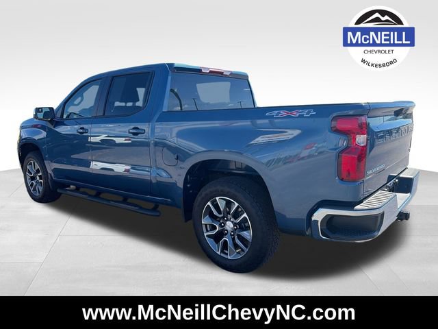 Used 2024 Chevrolet Silverado 1500 LT AWD/4WD image 6