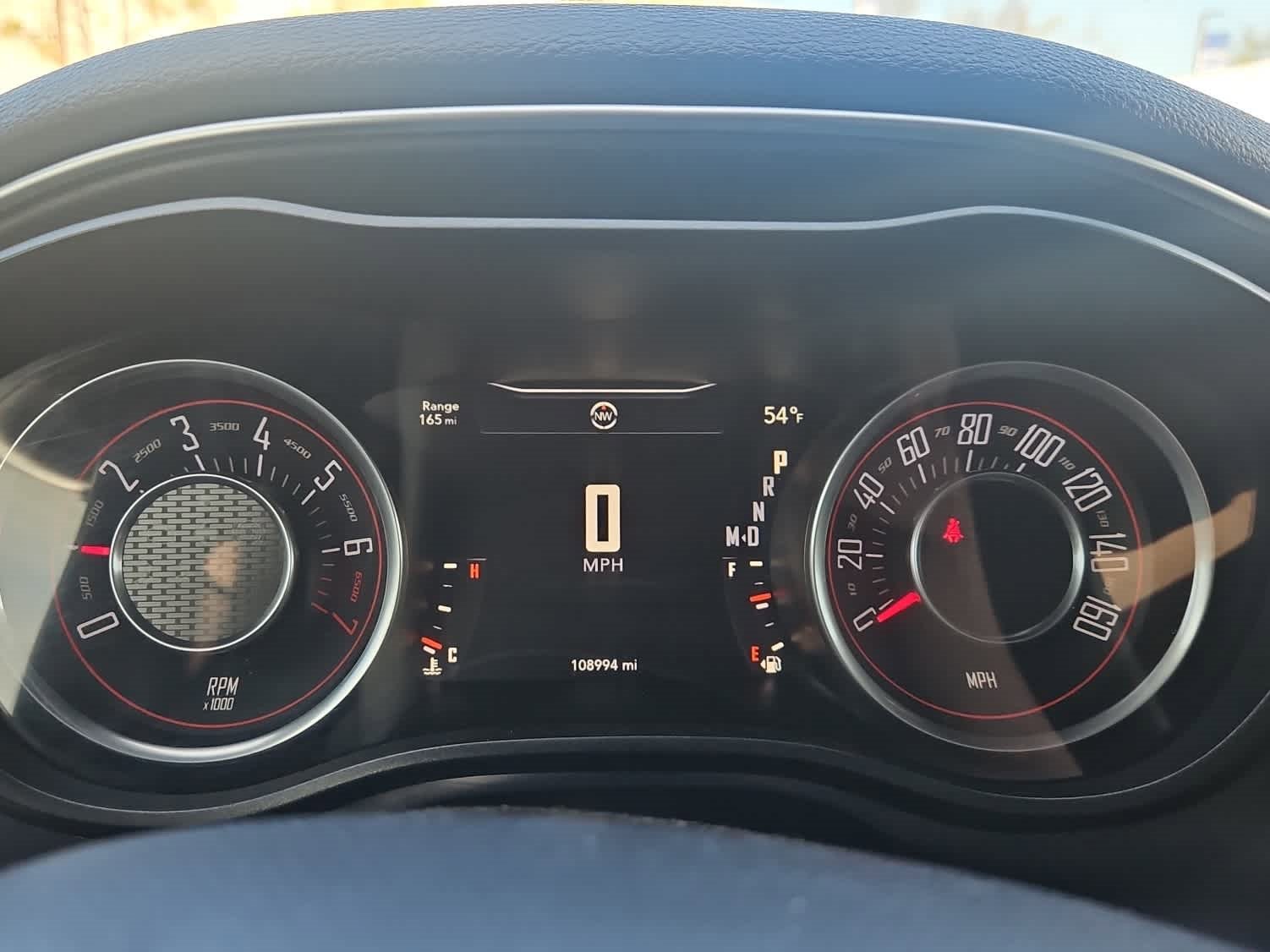 Used 2015 Dodge Challenger SXT image 18