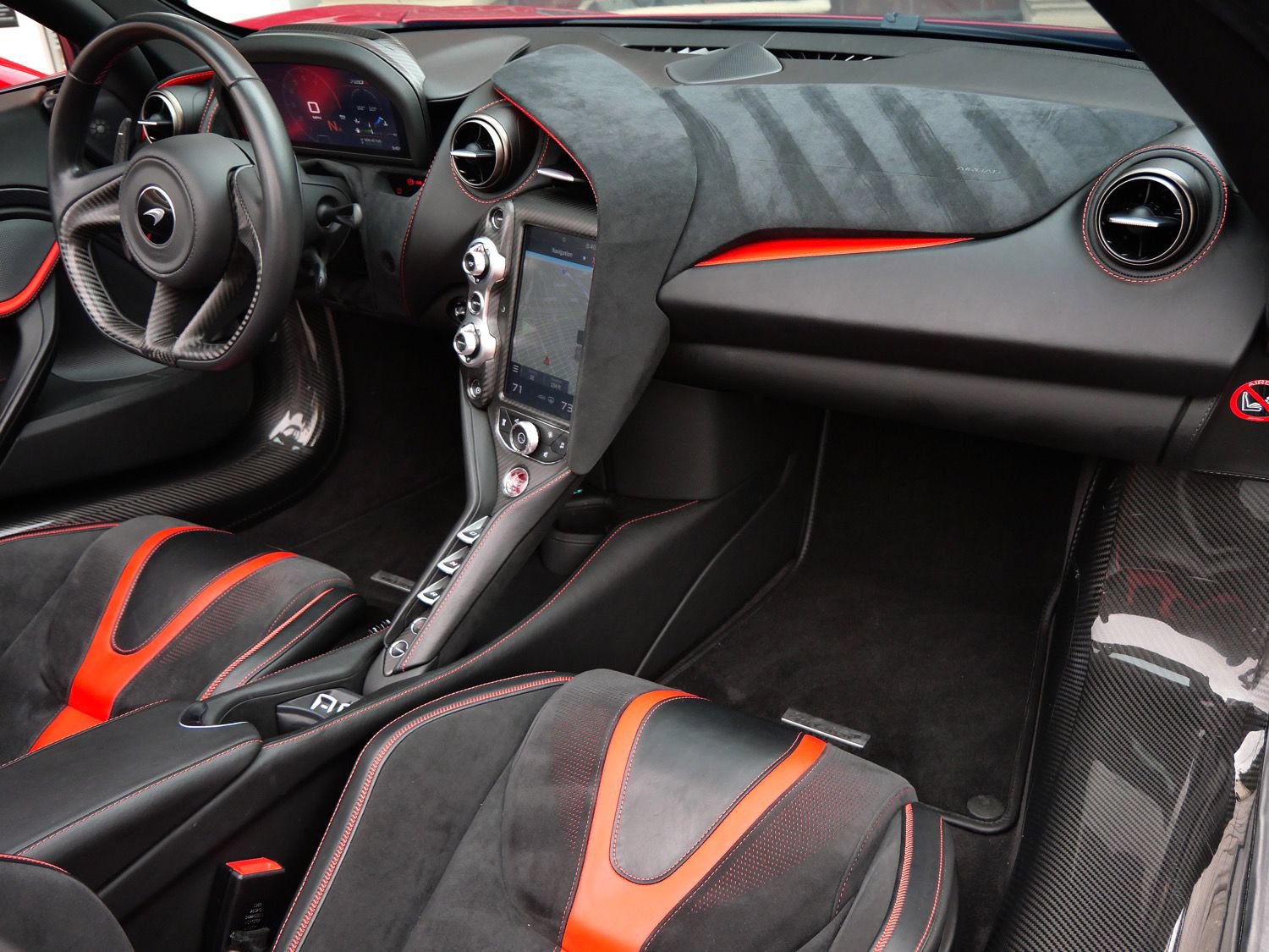 Used 2020 McLaren 720S Performance RWD image 10