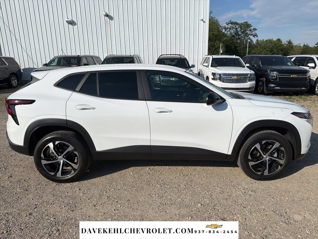 Used 2025 Chevrolet Trax RS w/ Driver Confidence Package FWD image 7