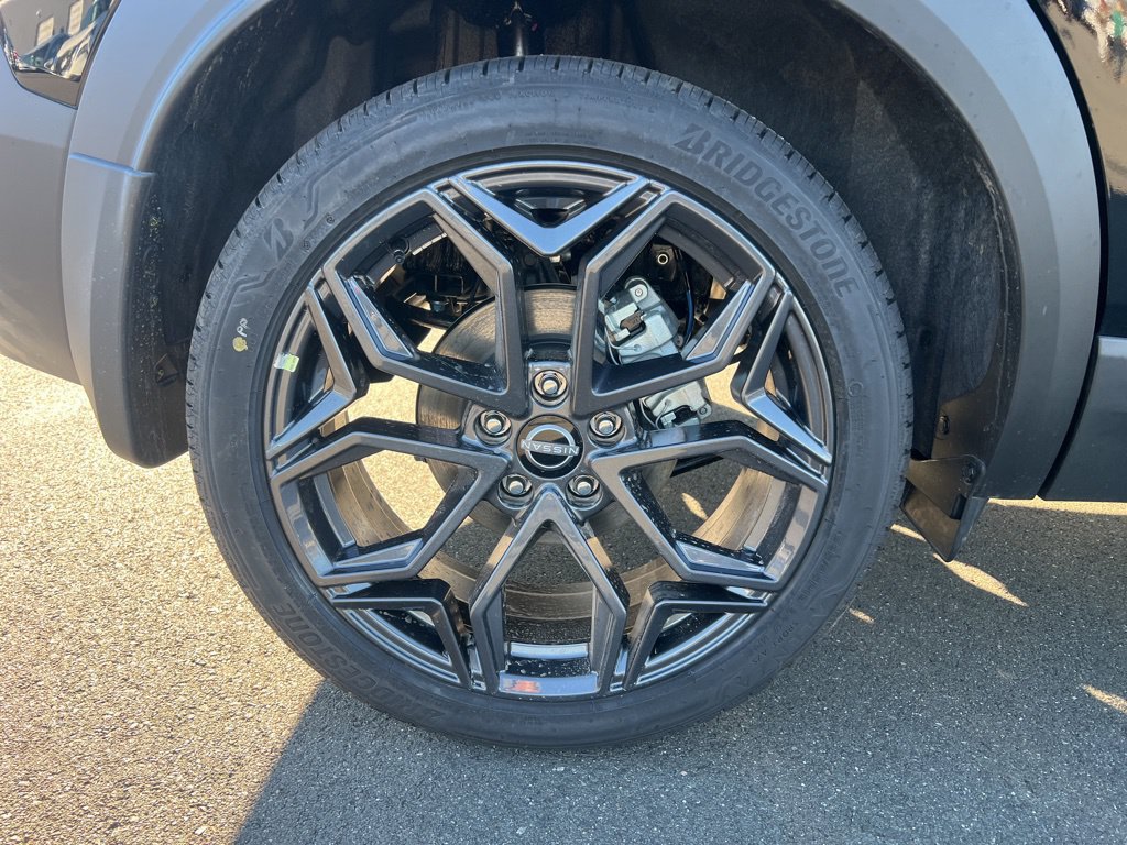 New 2026 Nissan Kicks SR w/ Cold Weather Package AWD/4WD image 24