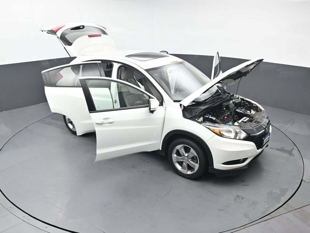 Used 2017 Honda HR-V EX image 46