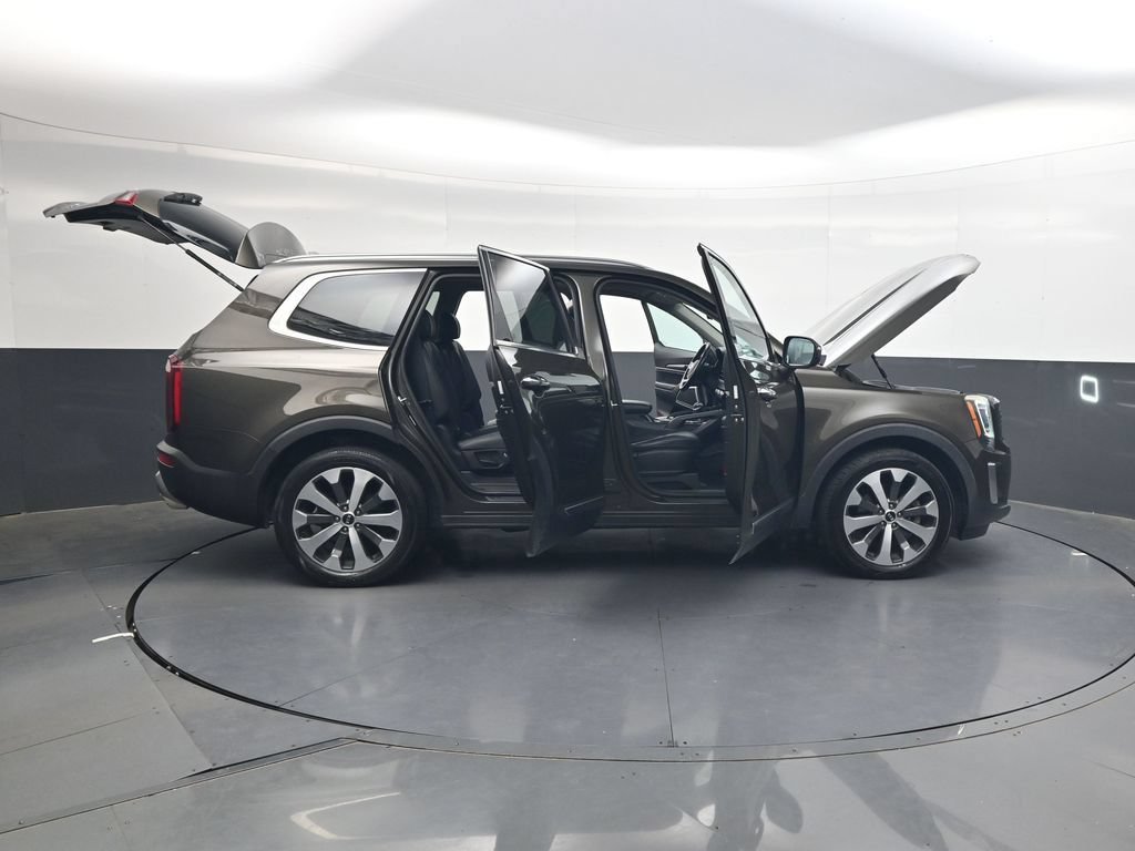 Used 2021 Kia Telluride S AWD/4WD image 49