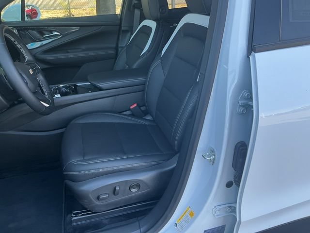 Used 2026 Chevrolet Blazer EV LT AWD/4WD image 16