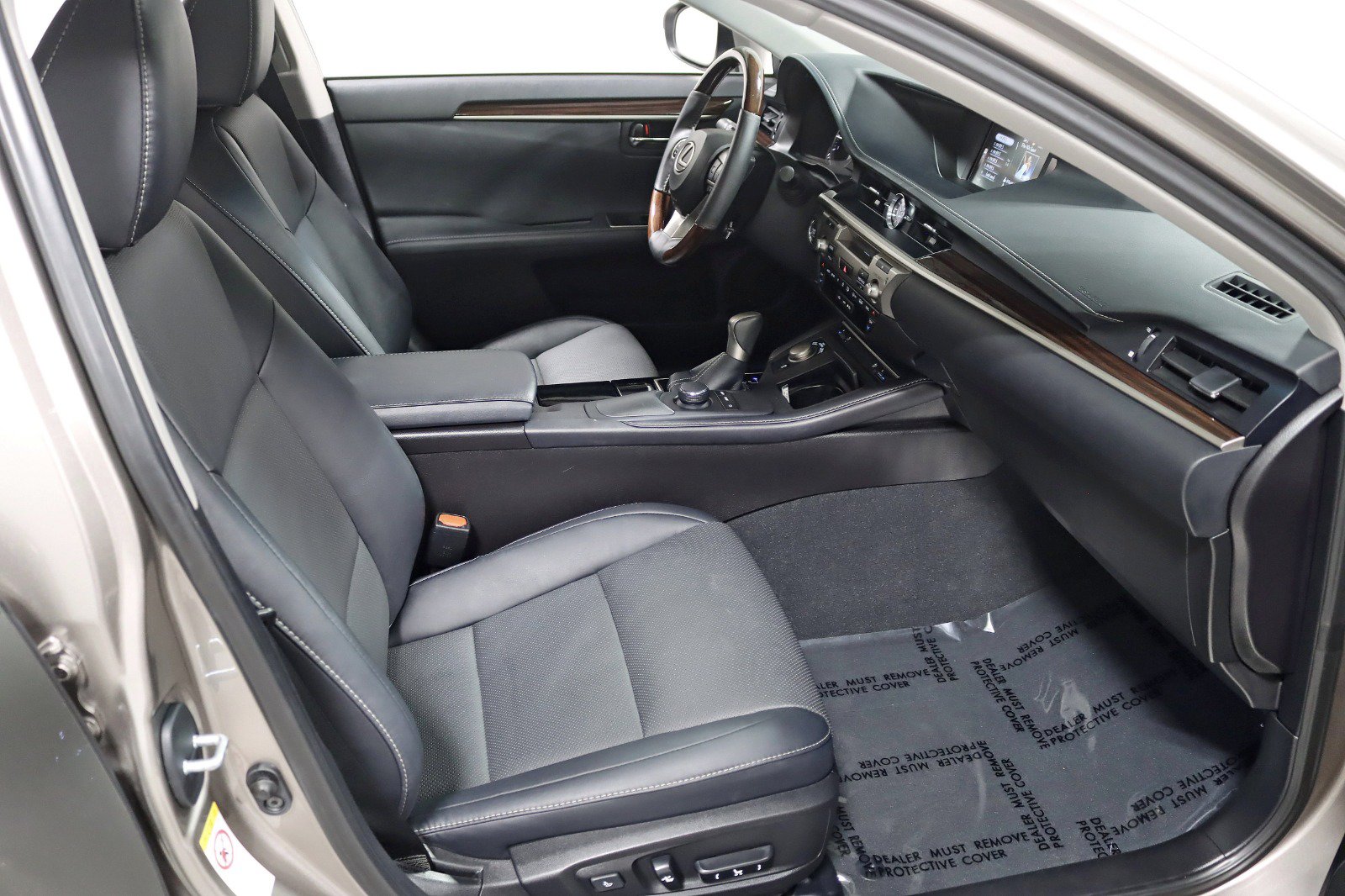 Used 2017 Lexus ES 350 w/ Premium Package FWD image 29